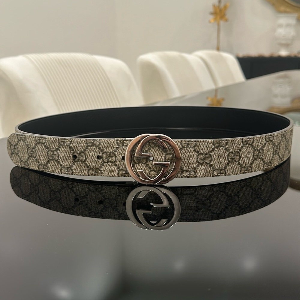 GUCCI REVERSIBLE GG SUPREME BELT